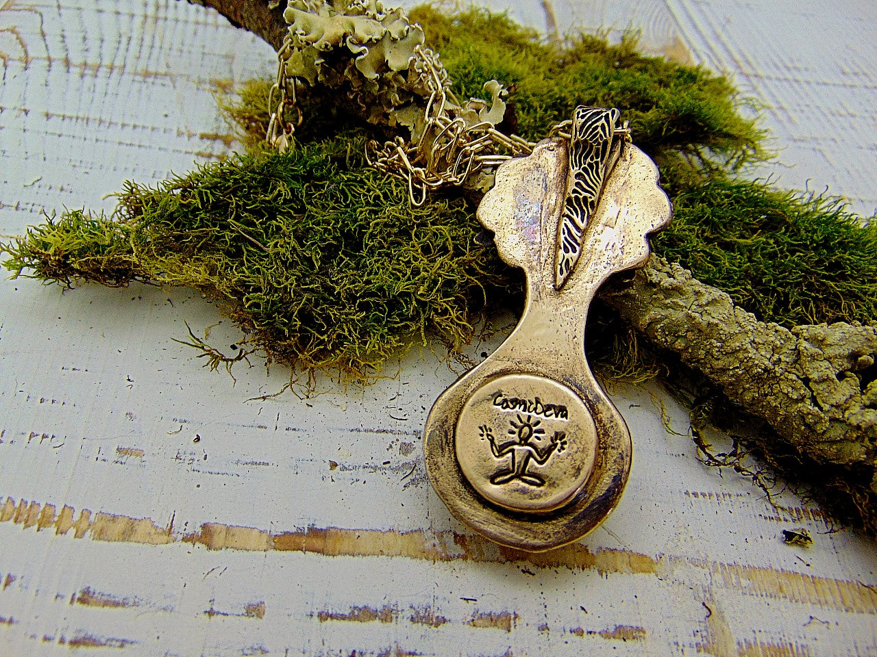 Express your love of life and nature with this intricately-crafted Tree of Life pendant necklace. Handcrafted from solid bronze with a beautiful emerald stone at its root, this unique piece of jewelry celebrates togetherness, growth, and individuality. Give yourself or a loved one the enduring gift of its timeless symbolism.