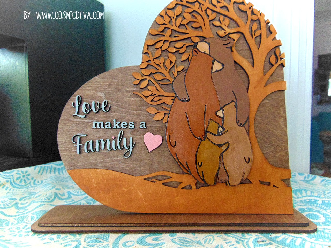 Heart-Shaped Wooden Bear Family Stand - CosmicDeva