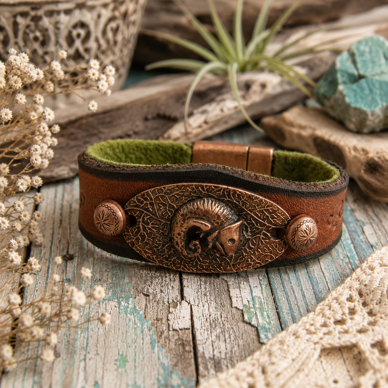Handmade copper chameleon leather cuff bracelet with brown VegTan leather, olive green lining and rustic copper details. Unique boho nature jewelry gift. By Cosmicdeva 