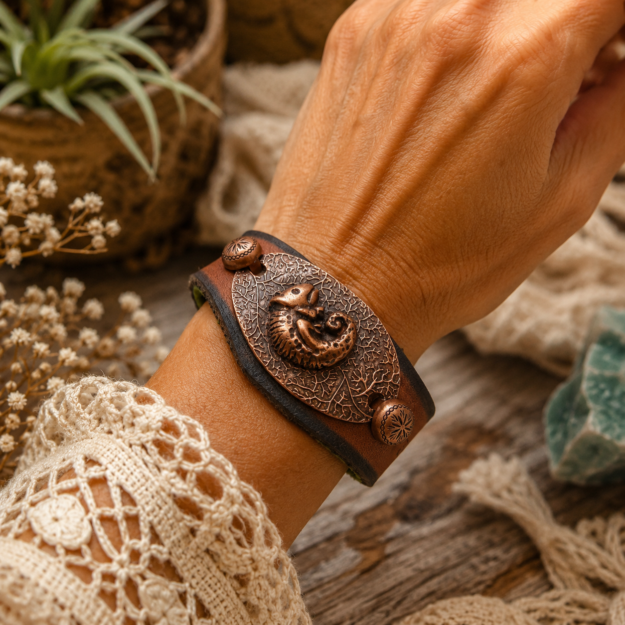 Handmade copper chameleon leather cuff bracelet with brown VegTan leather, olive green lining and rustic copper details. Unique boho nature jewelry gift. By Cosmicdeva 