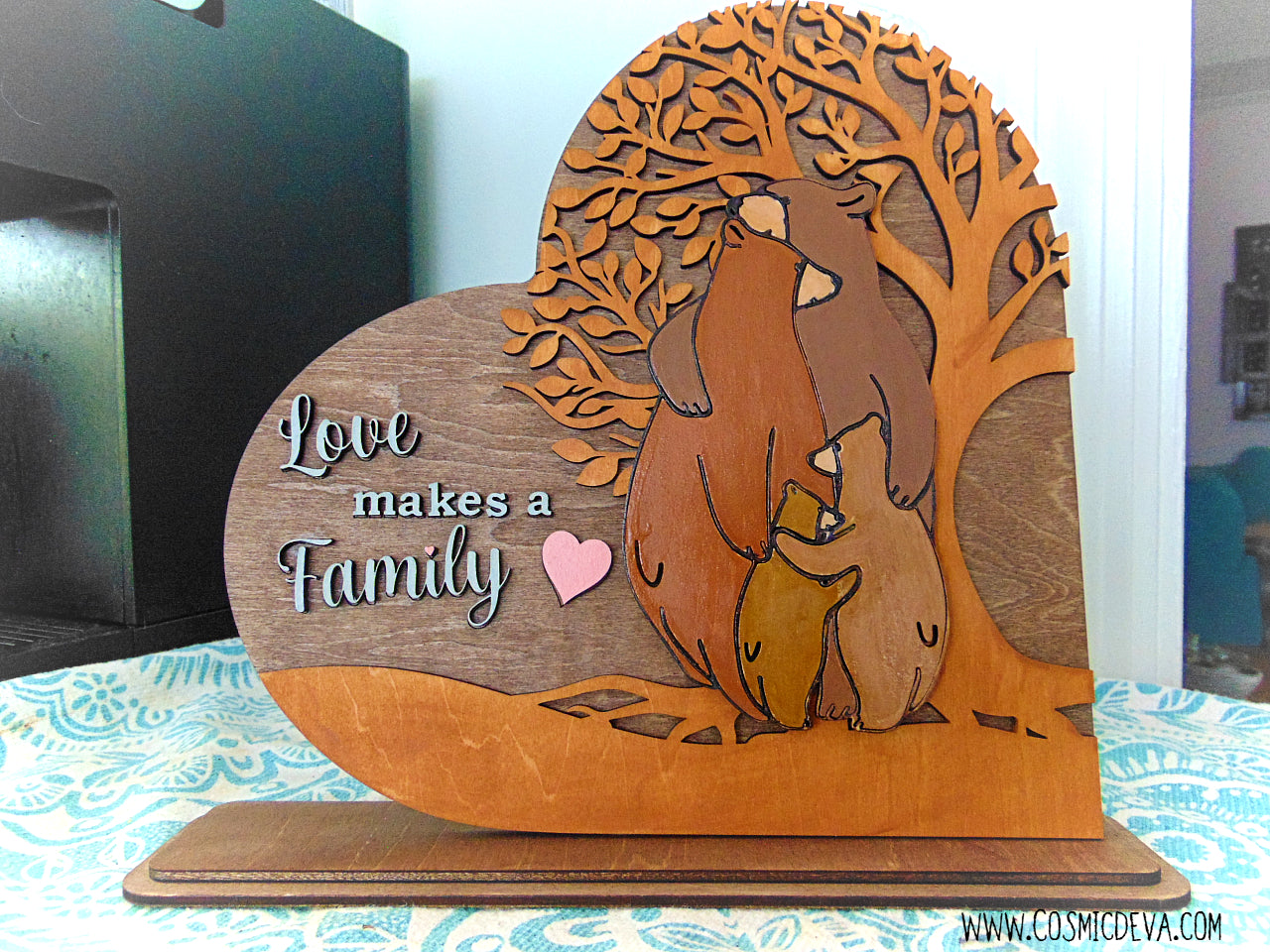 Heart-Shaped Wooden Bear Family Stand - CosmicDeva