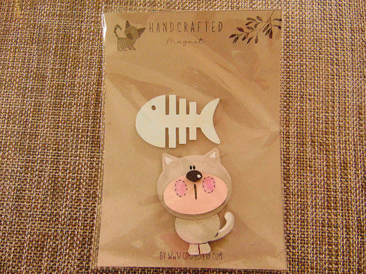 Cute Wooden Cat Magnet, Handmade Kitty Fridge Magnet with Fishbone, - CosmicDeva