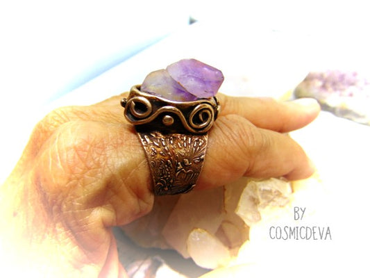 Raw Amethyst Ring , Purple Crystal Statement Gold Bronze Wide Band Ring SIZE US 8 Ring. Amazing raw skeletal purple amethyst statement ring. The wide band ring itself is hand formed out of solid gold bronze. Amethyst is the birthstone of February. - CosmicDeva
