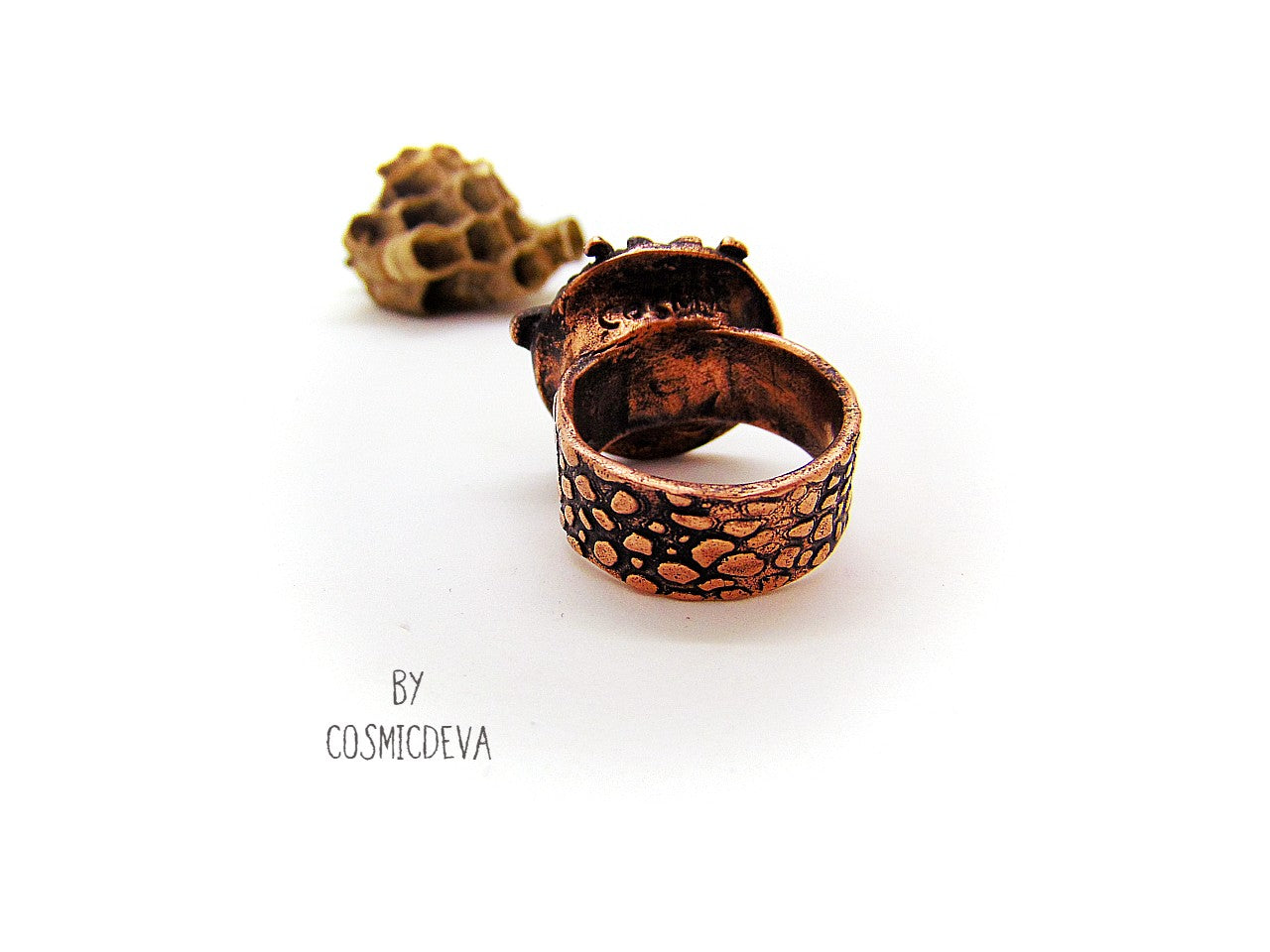 Handmade queen bee goddess, honey bee ring made of solid copper. The ring shank has a beautiful texture and has the cosmicdeva logo inside.