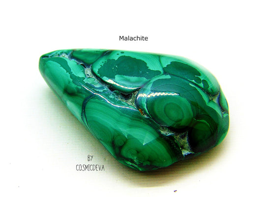 Outstanding and beautiful high quality polished botryoidal green malachite gemstone cabochon. Malachite is a copper ore mineral and has the reputation to protect against the evil eye, witchcraft and evil spirits. This beautiful malachite stone would be a great addition to you Chrystal collection, Chrystal healing or even for jewelry making.