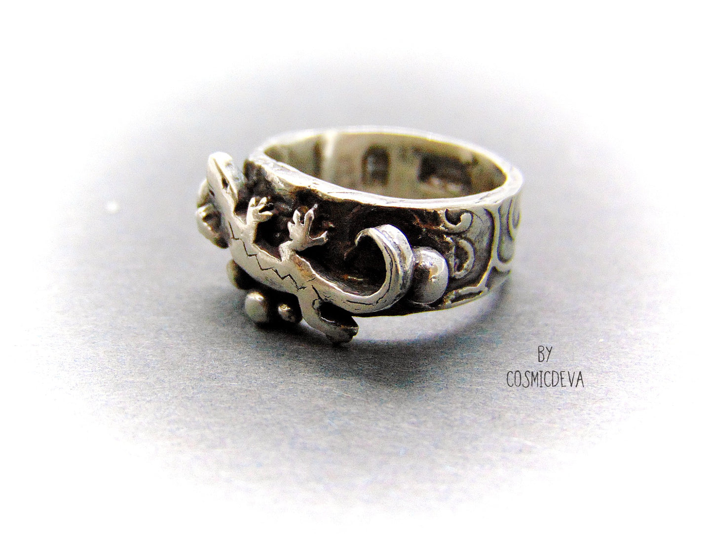 Lizard Gecko Sterling Silver Ring, Reptile Jewelry, US Size 6 Ring. Hand-crafted cute lizard gecko reptile ring made of pure solid 950 sterling silver and hallmarked as it. This ring is made from 100% recycled silver and it is 100% Eco-friendly! - CosmicDeva
