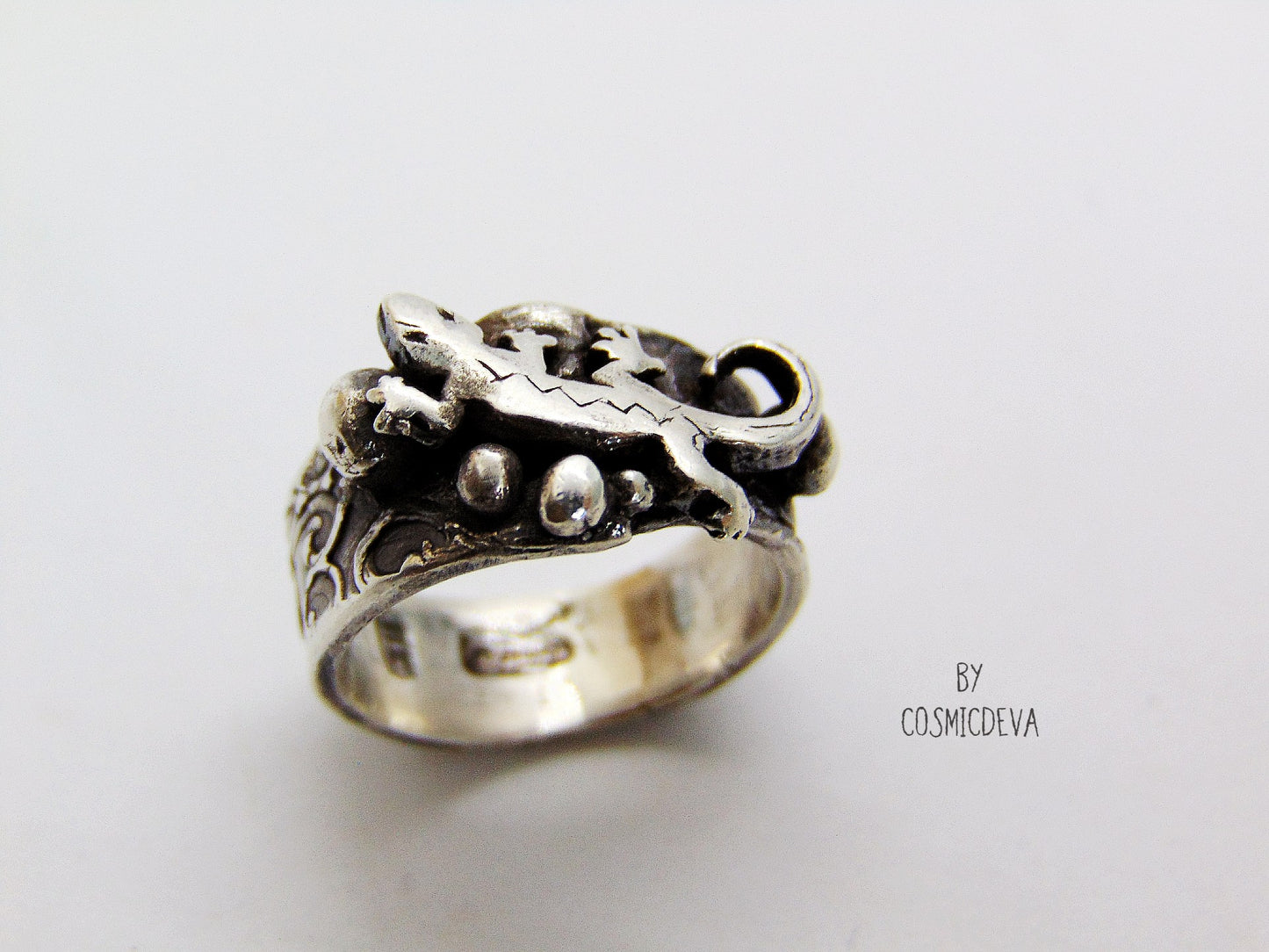 Lizard Gecko Sterling Silver Ring, Reptile Jewelry, US Size 6 Ring. Hand-crafted cute lizard gecko reptile ring made of pure solid 950 sterling silver and hallmarked as it. This ring is made from 100% recycled silver and it is 100% Eco-friendly! - CosmicDeva